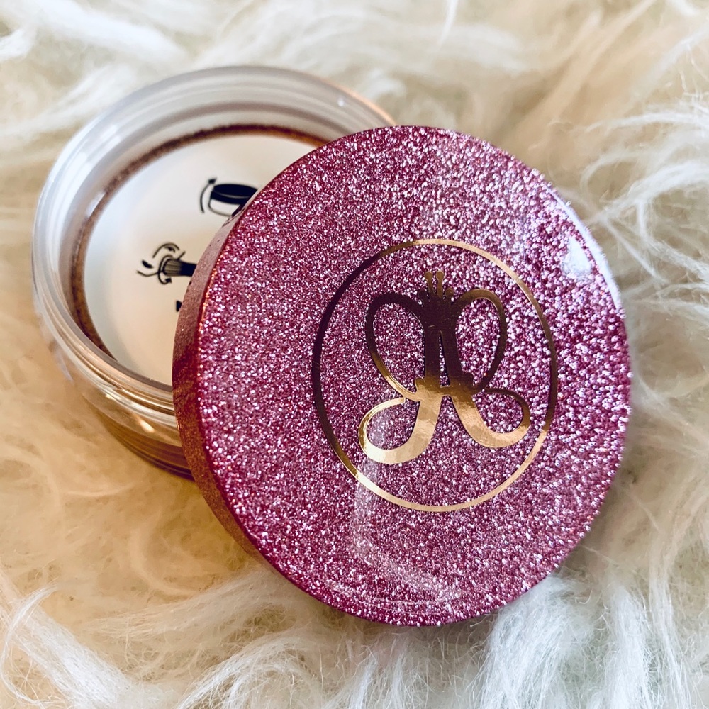 Anastasia loose highlighter